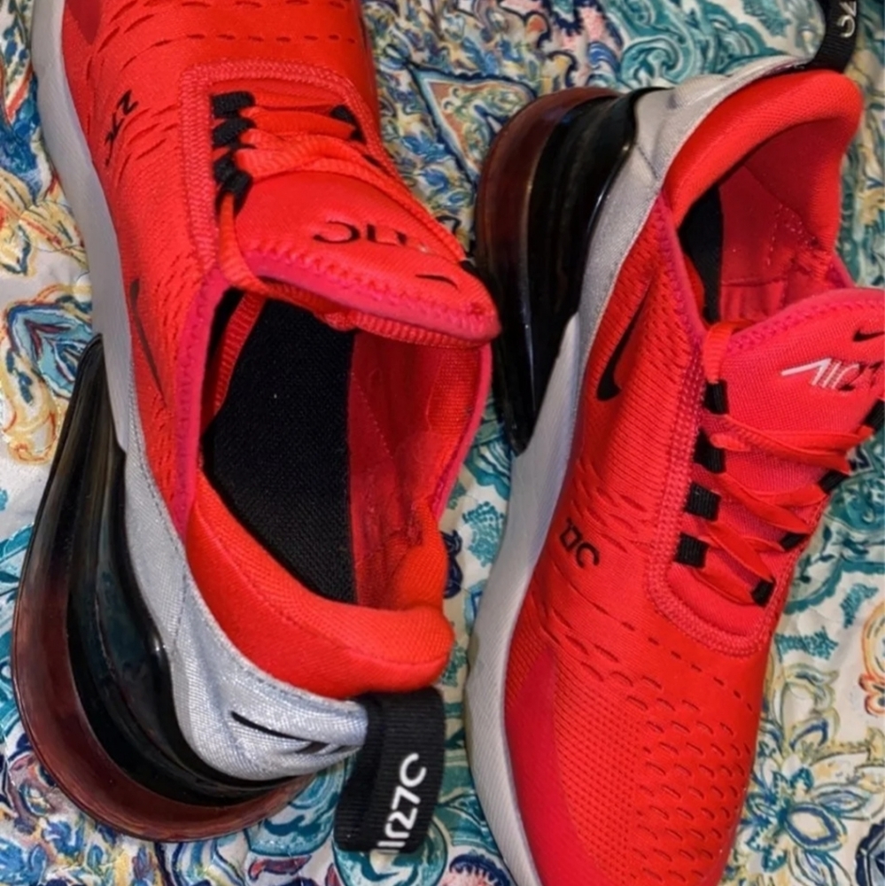 Nike Air Max 270